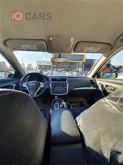 نيسان ألتيما